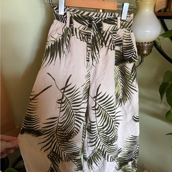 H&M Pants - H&M Olive Green and Cream Palm-Print Wide Leg 3/4 Pants